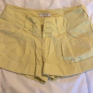 Yellow cuffed shorts
